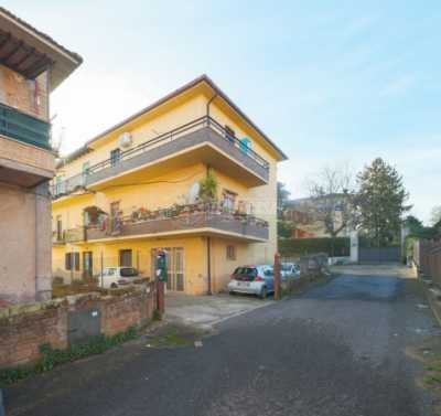 Appartamento in Vendita a Campagnano di Roma via Vincenzo Cuoco 7