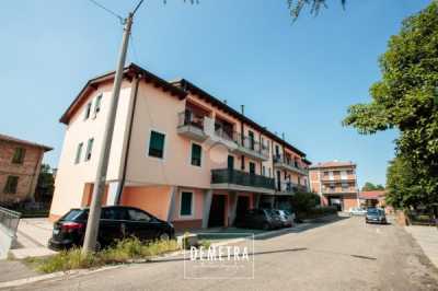 Appartamento in Vendita a Vignola via Ugo Foscolo 290