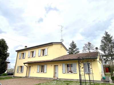 Villa in Vendita a Bagnacavallo via Sottofiume Boncellino 11