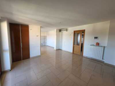 Appartamento in Vendita ad Orta di Atella via Clanio