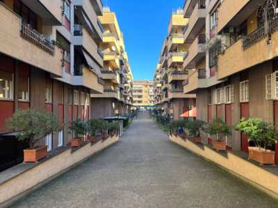 Appartamento in Vendita a Roma via Conca D