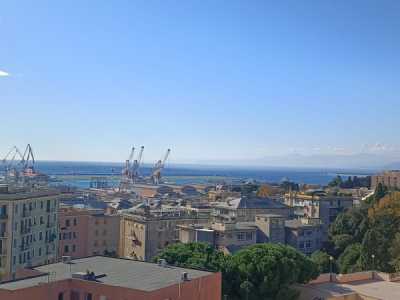 Appartamento in Vendita a Genova via Domenico Oliva 17