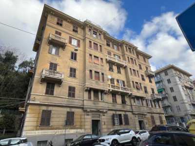 Appartamento in Vendita a Genova via Fereggiano 8