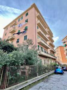 Appartamento in Vendita a Genova via Domenico Oliva
