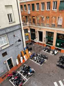 Appartamento in Vendita a Genova via di Sottoripa