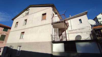 Appartamento in Vendita a Cogorno via Brigata Berto 30