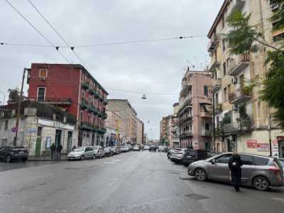 Appartamento in Vendita a Napoli via San Cosmo Fuori Porta Nolana