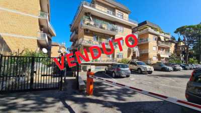 Appartamento in Vendita a Roma via Cassia 900