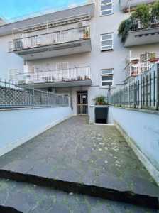 Appartamento in Vendita a Genzano di Roma via Ferruccio Parri 27
