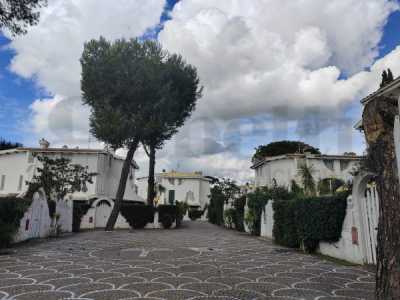 Villa in Vendita a Fiumicino via Melisenda