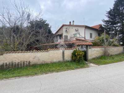 Villa in Vendita a Fiumicino via Felice Ramorino 59