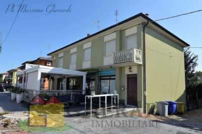 Villa in Vendita a Vigarano Mainarda via Mantova 192 b