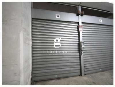Box Garage in Vendita a Salerno via Torrione 52
