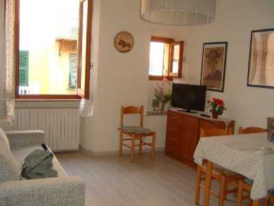 Appartamento in Affitto a Finale Ligure via Giuseppe Garibaldi 17