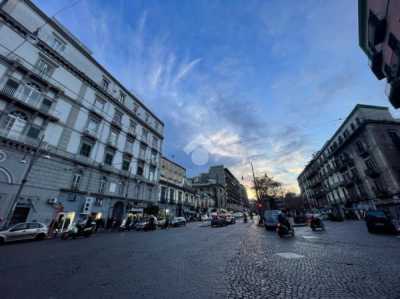 Appartamento in Vendita a Napoli via Cirillo 10