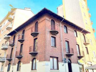 Appartamento in Vendita a Torino via Frassineto
