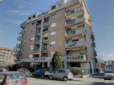 Appartamento in Vendita a Torino via Cirenaica 9