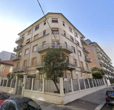 Appartamento in Vendita a Torino via Trecate 10