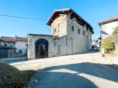 Rustico Casale in Vendita a Gignese via Castello 8