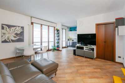 Appartamento in Vendita a Settimo Milanese via Sandro Pertini 30