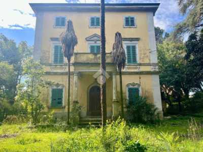 Villa in Vendita a Pescia via Lucchese 3