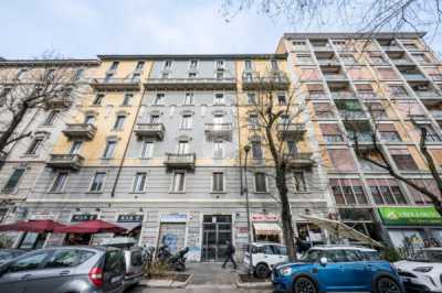 Appartamento in Vendita a Milano Viale Corsica 41