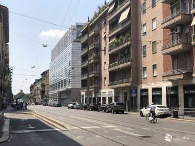 Appartamento in Vendita a Milano via Carlo Farini