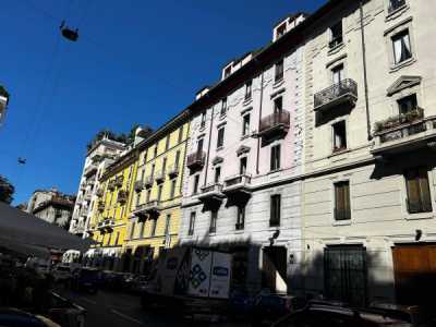 Appartamento in Vendita a Milano via Felice Bellotti