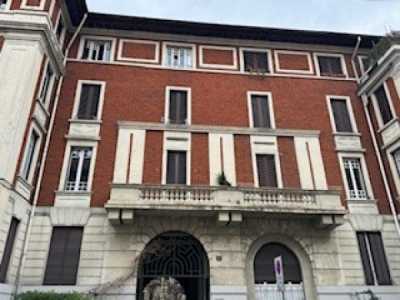 Appartamento in Vendita a Milano via Amatore Antonio Sciesa 15