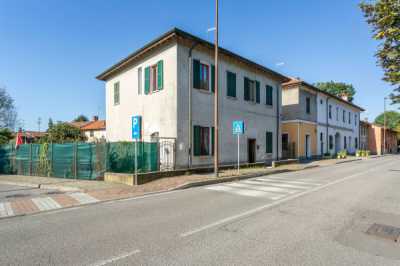 Appartamento in Vendita a Carnate via Giuseppe Bazzini 32