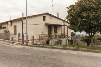 Villa in Vendita a Poggio Mirteto via Pietro Nenni