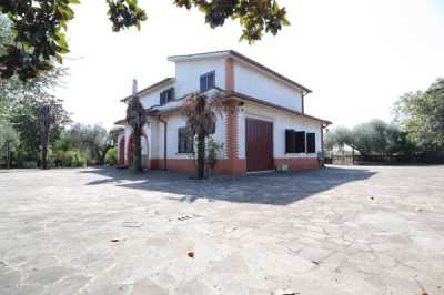 Villa in Vendita a Capena via Scoranello