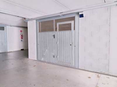 Box Garage in Vendita a Cento via Alighieri 32