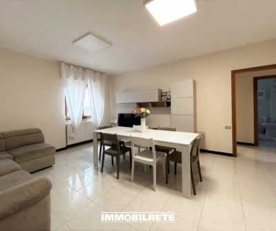 Appartamento in Affitto a Matera via Bari