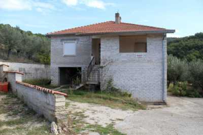 Villa in Vendita a Fontechiari via della Cisterna