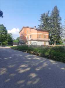 Villa in Vendita a Tagliacozzo via della Stazione 1