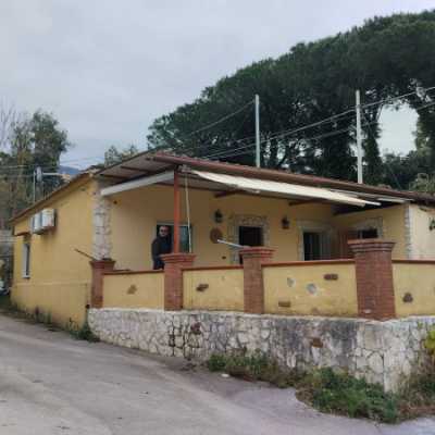 Villa in Vendita ad Ercolano via Vesuvio