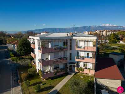 Appartamento in Vendita a Pordenone via Montello