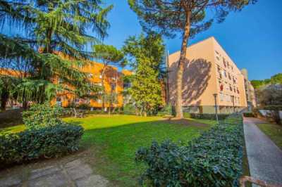 Appartamento in Vendita a Roma via Oberdan Petrini