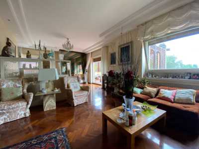 Appartamento in Vendita a Roma via Gradoli 100