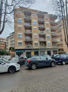 Appartamento in Vendita a Roma Viale Pantelleria