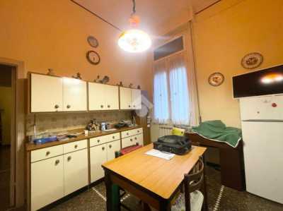 Appartamento in Vendita a Genova via Fratelli Meldi 10