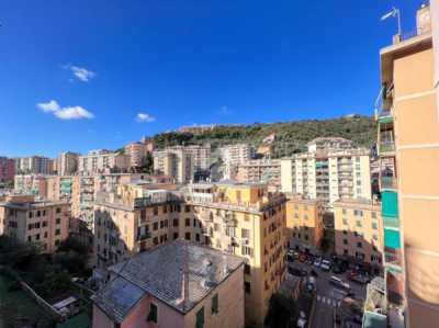 Appartamento in Vendita a Genova via Edera 5