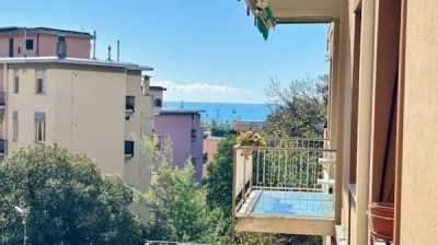 Appartamento in Vendita a Genova via Laviosa 25