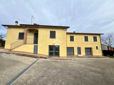 Villa in Vendita a Montefiascone via Paternocchio 1