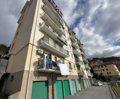 Appartamento in Vendita a Genova via Val D