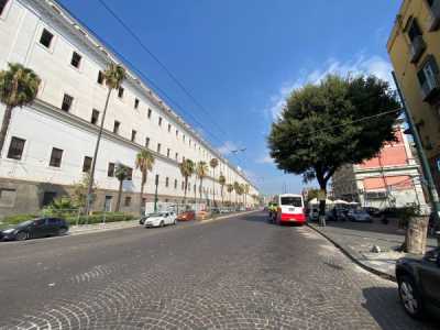 Appartamento in Vendita a Napoli Piazza Carlo Iii