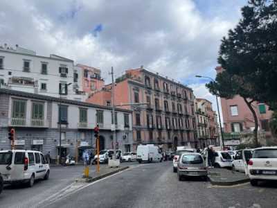 Appartamento in Vendita a Napoli via Salvator Rosa