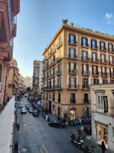 Appartamento in Affitto a Napoli via Dei Mille