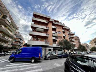 Appartamento in Vendita a Roma via Dei Panfili